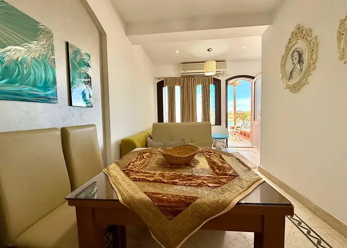 Exquisite 1br With Pool And Front El Gouna Apartman